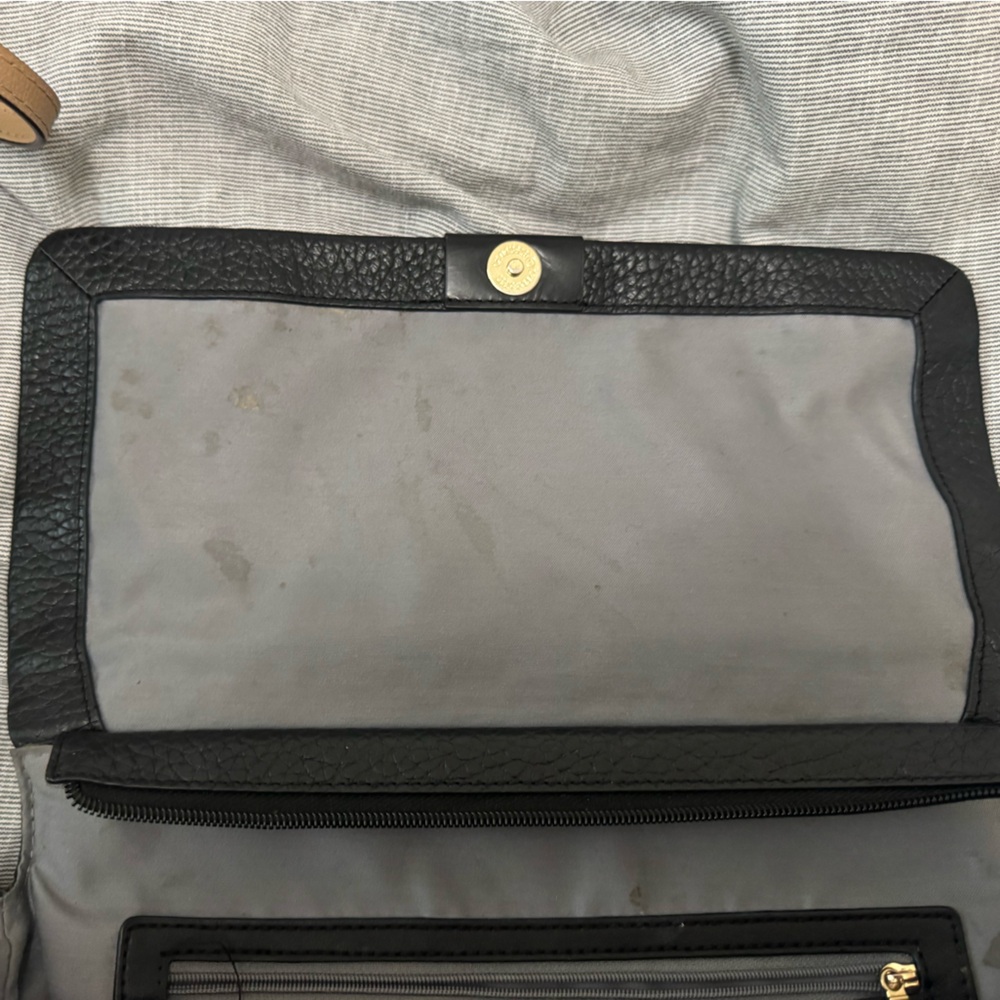 Storksak St James convertible leather Diaper Backpack - Picture 10 of 13